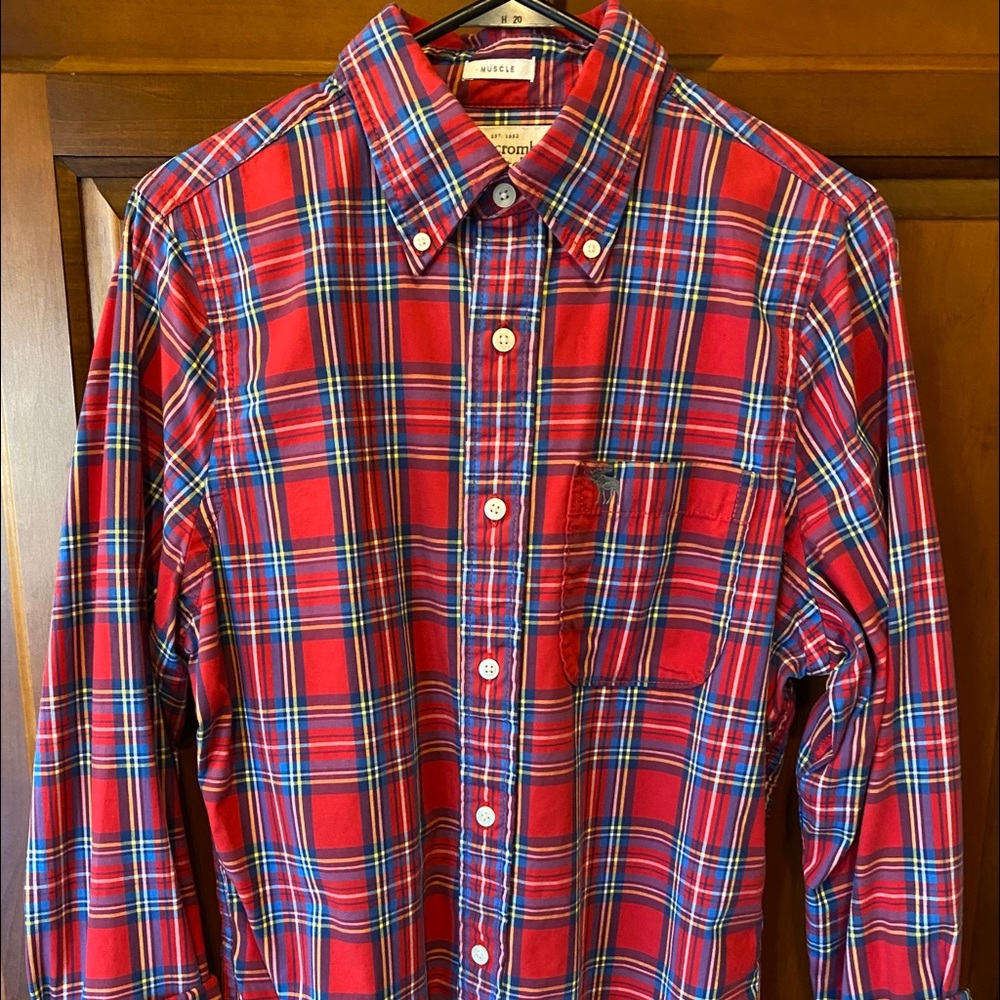 Men’s American eagle and Abercrombie button ups